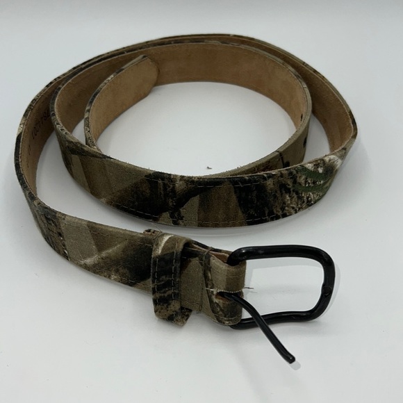 LEATHER AND CLOTH COVERED CAMOUFLAGE BELT SIZE 40 - Picture 1 of 6